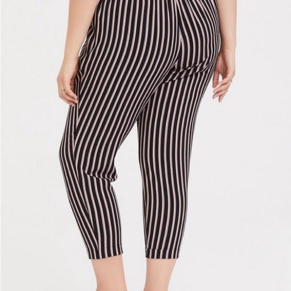 Torrid Multi Stripe Crepe Tie Front Tapered Pant Size 3X - Picture 2 of 5